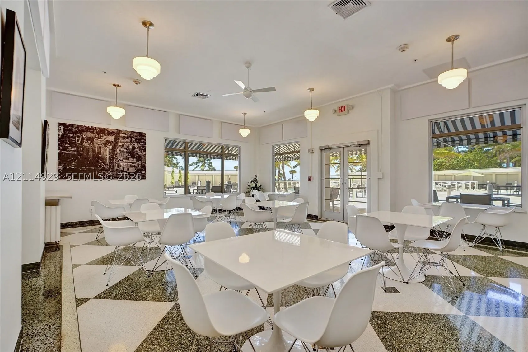 4925 Collins Ave #3H