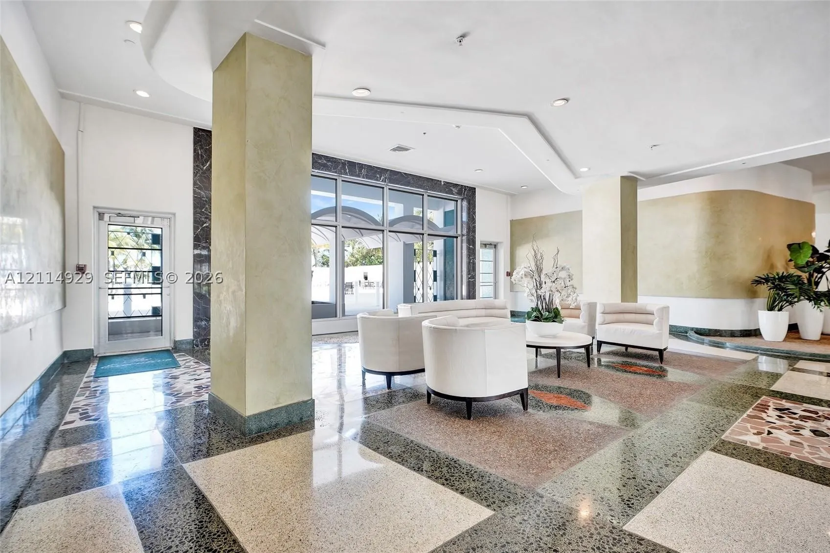 4925 Collins Ave #3H