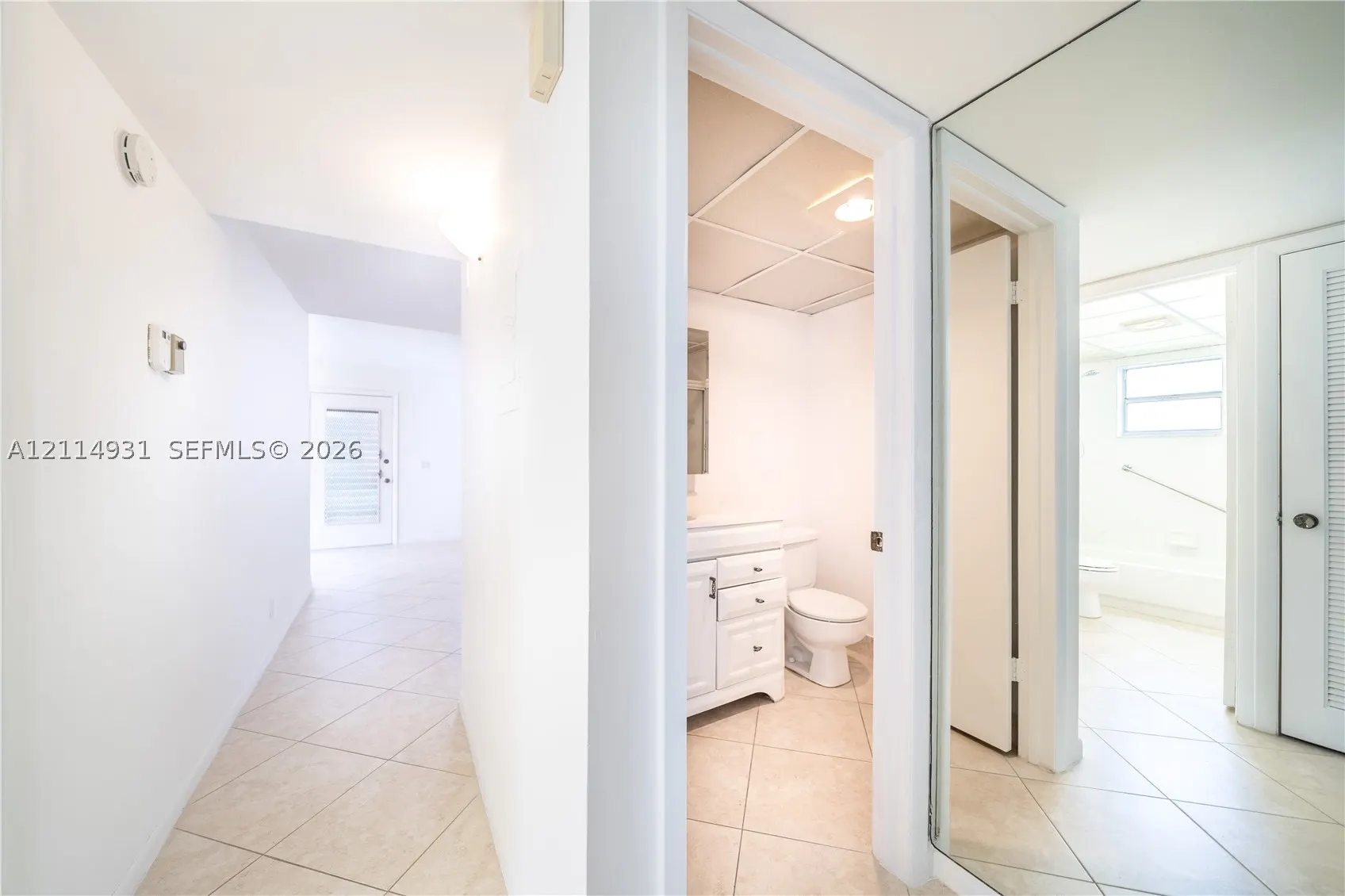 642 N Normandy  N #642