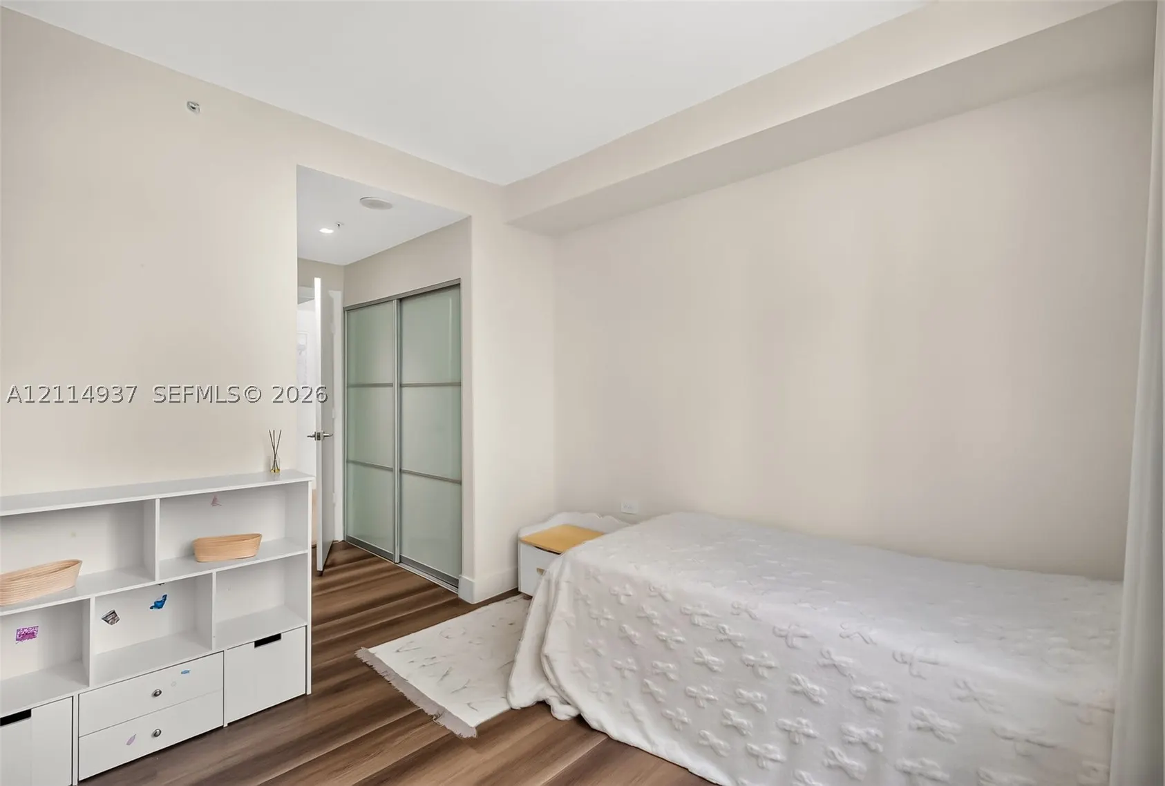 801 Brickell Key Blvd #409