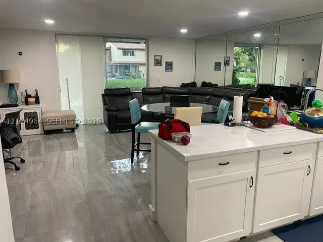 1177 Sussex Dr