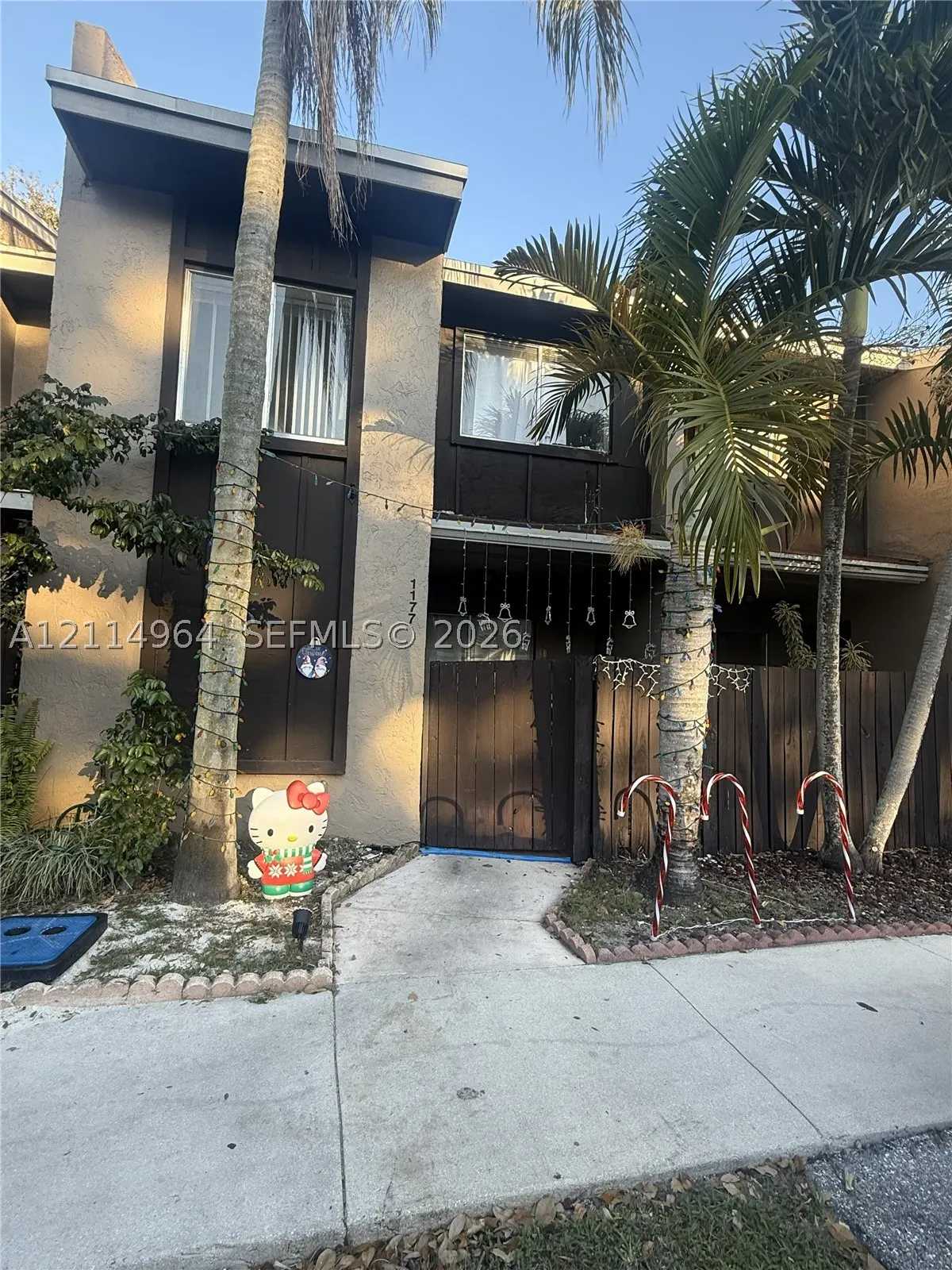 1177 Sussex Dr