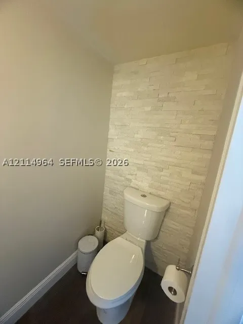 1177 Sussex Dr