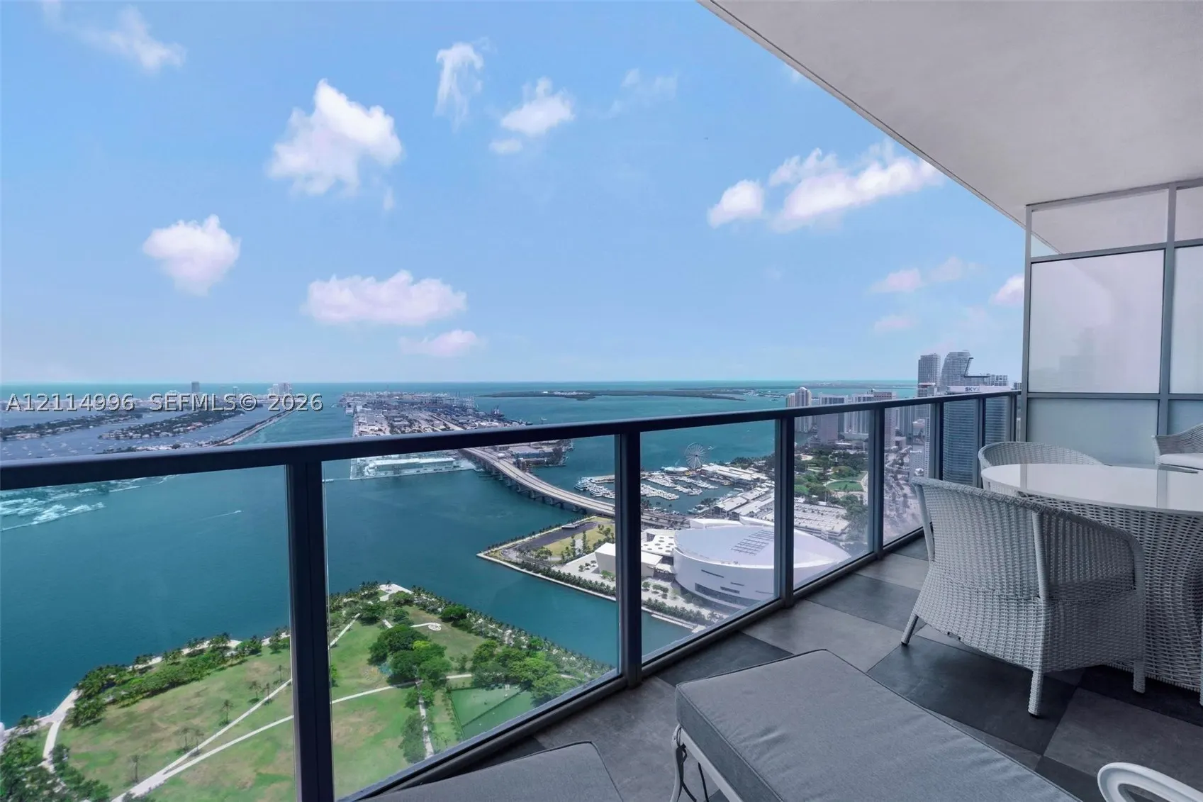 1100 Biscayne Blvd #5904