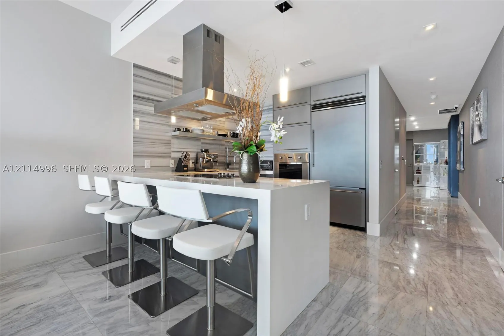 1100 Biscayne Blvd #5904