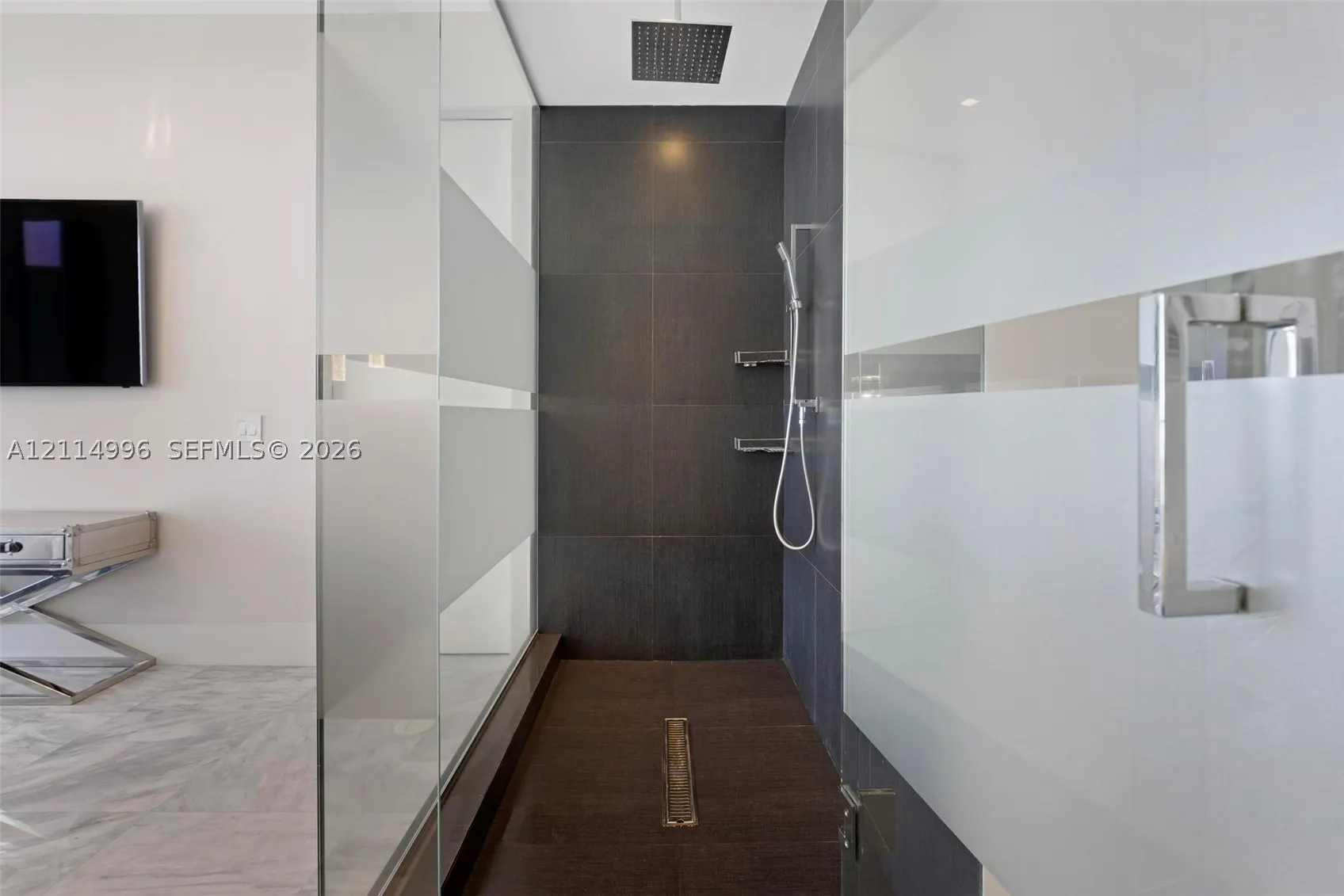 1100 Biscayne Blvd #5904