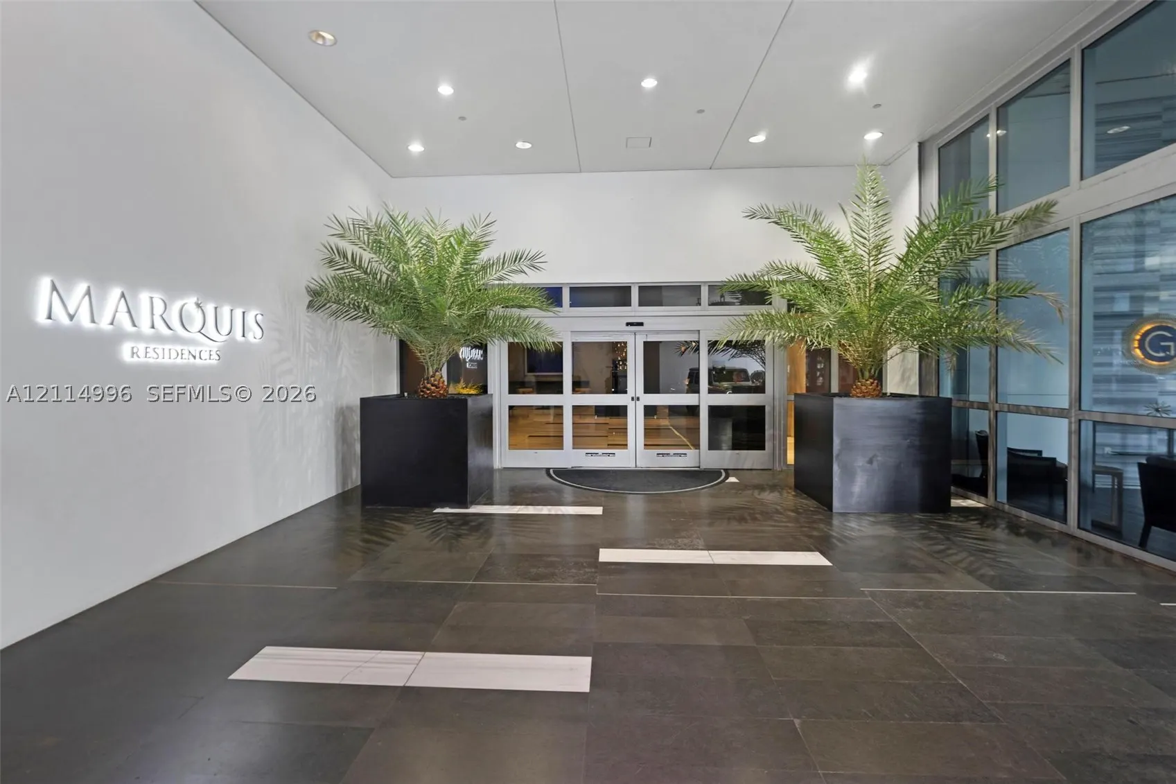 1100 Biscayne Blvd #5904