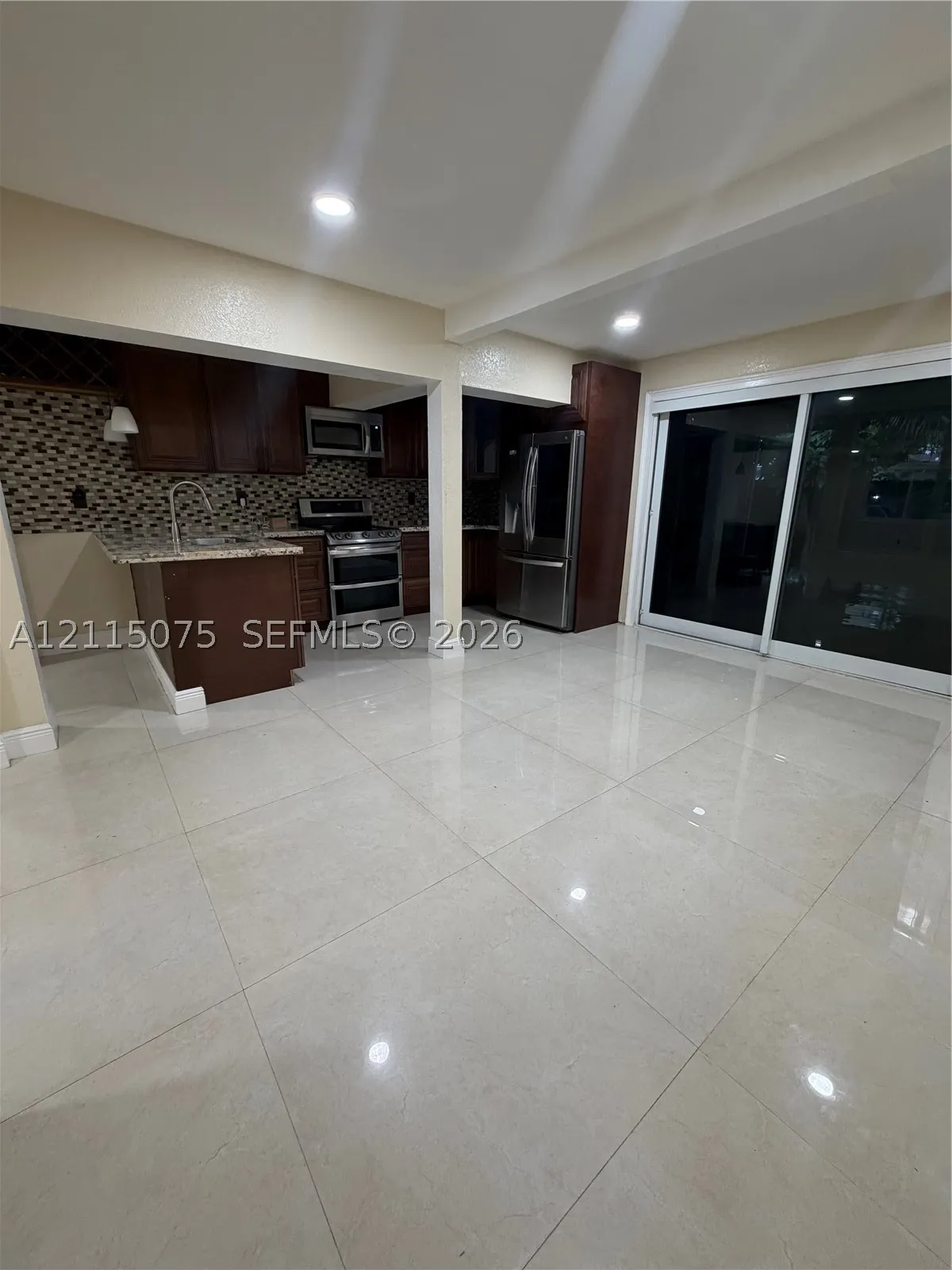 7021 SW 19th Mnr