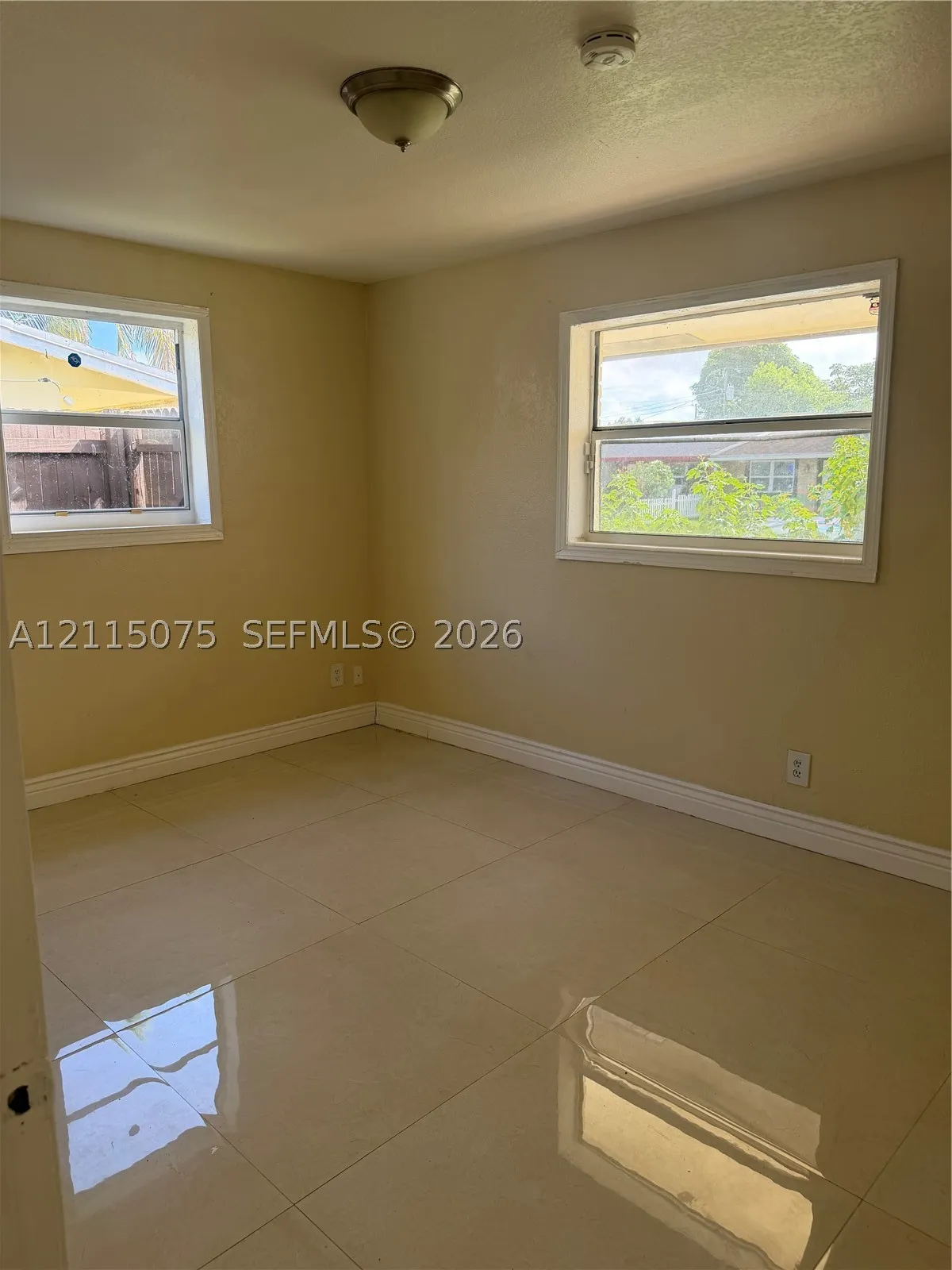 7021 SW 19th Mnr