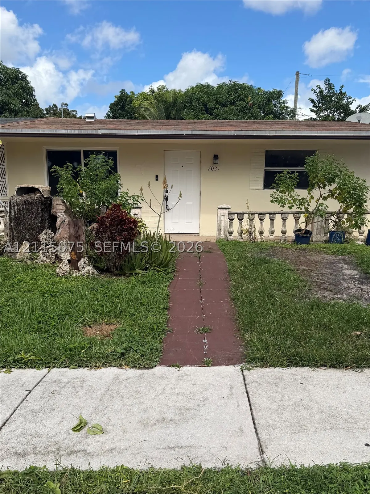 7021 SW 19th Mnr
