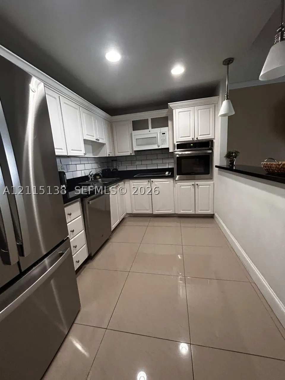 19380 Collins Ave #1602