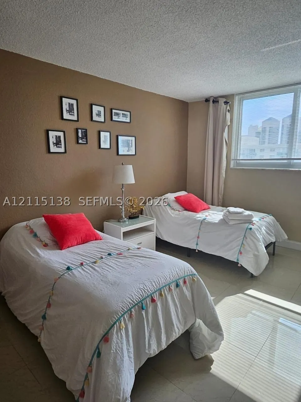 19380 Collins Ave #1602