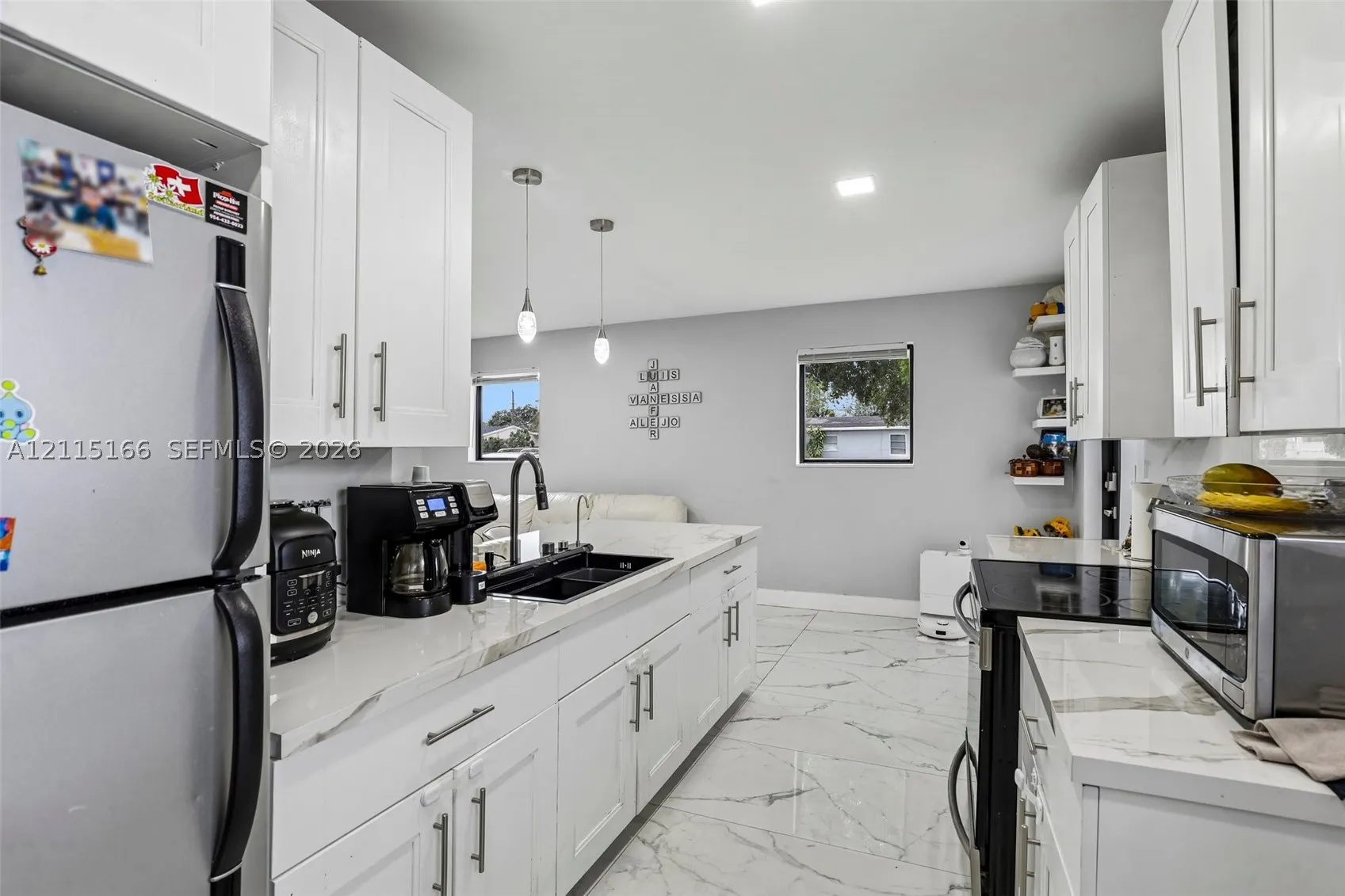 1421 N 68th Ter