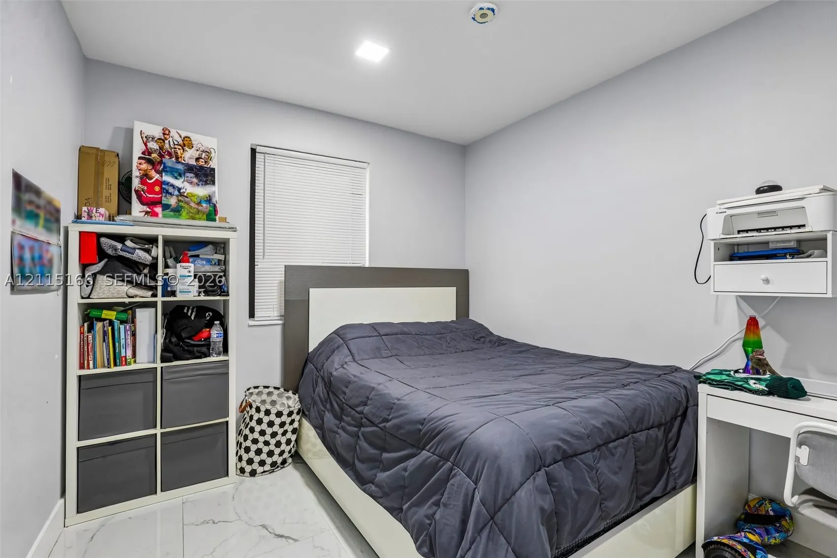 1421 N 68th Ter