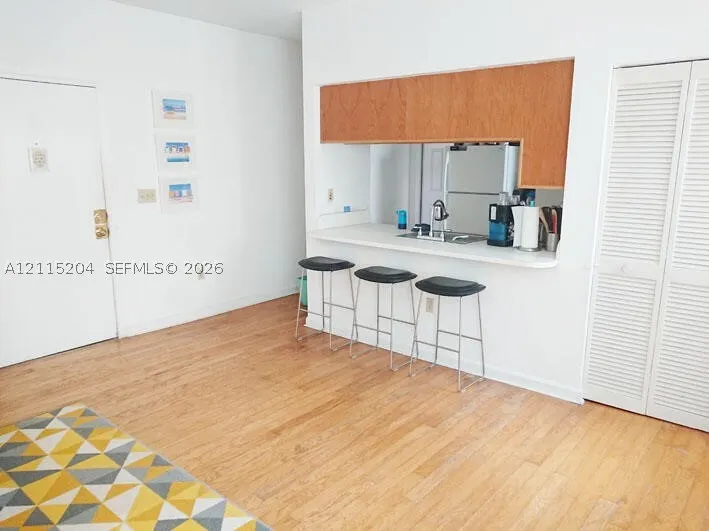 1200 Euclid Ave #206