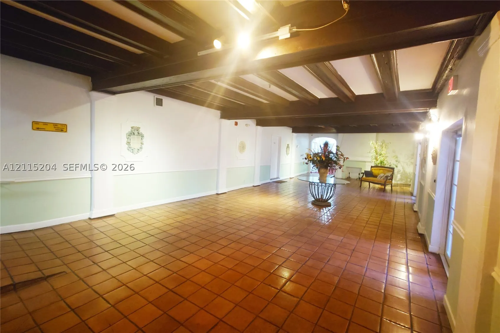 1200 Euclid Ave #206