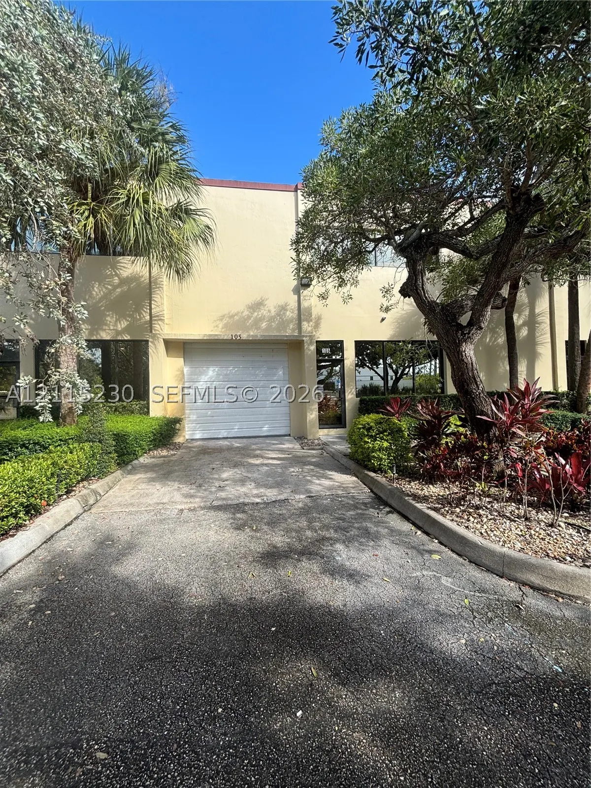 4503 NW 103rd Ave #105
