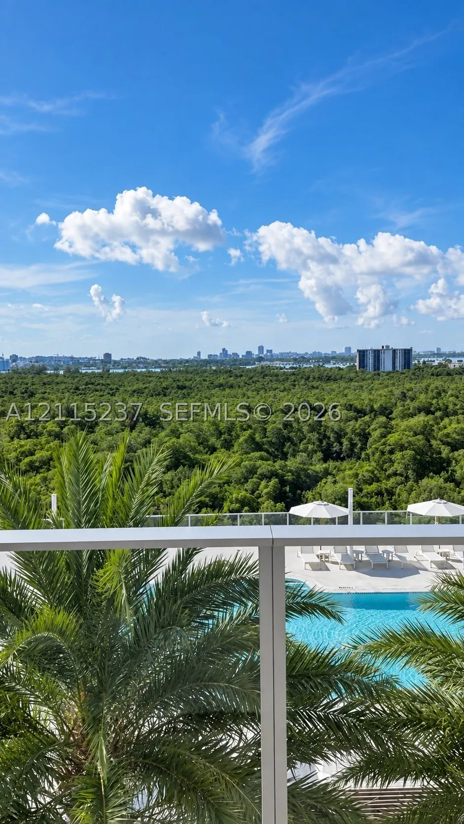2411 Laguna Cir #802