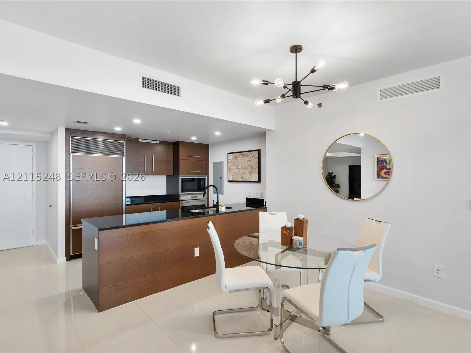 465 Brickell Ave #4605
