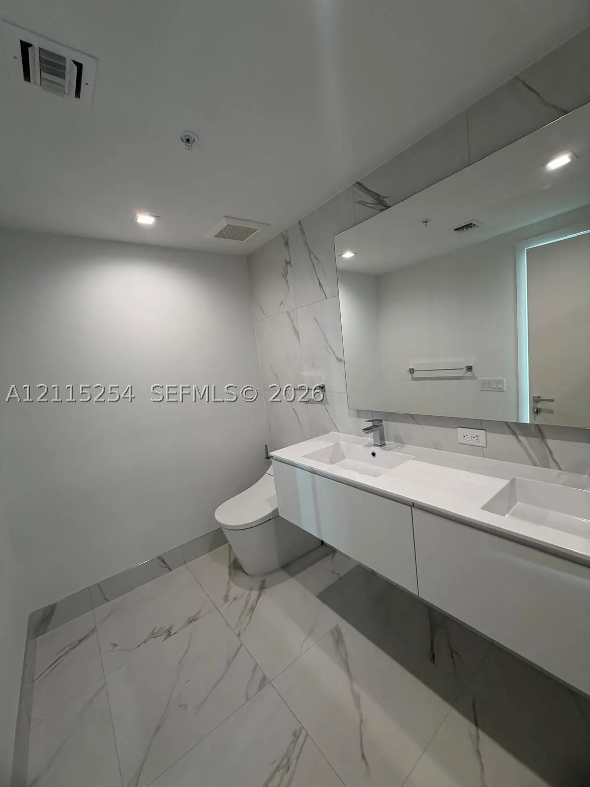 1170 E Hallandale Beach Blvd #607