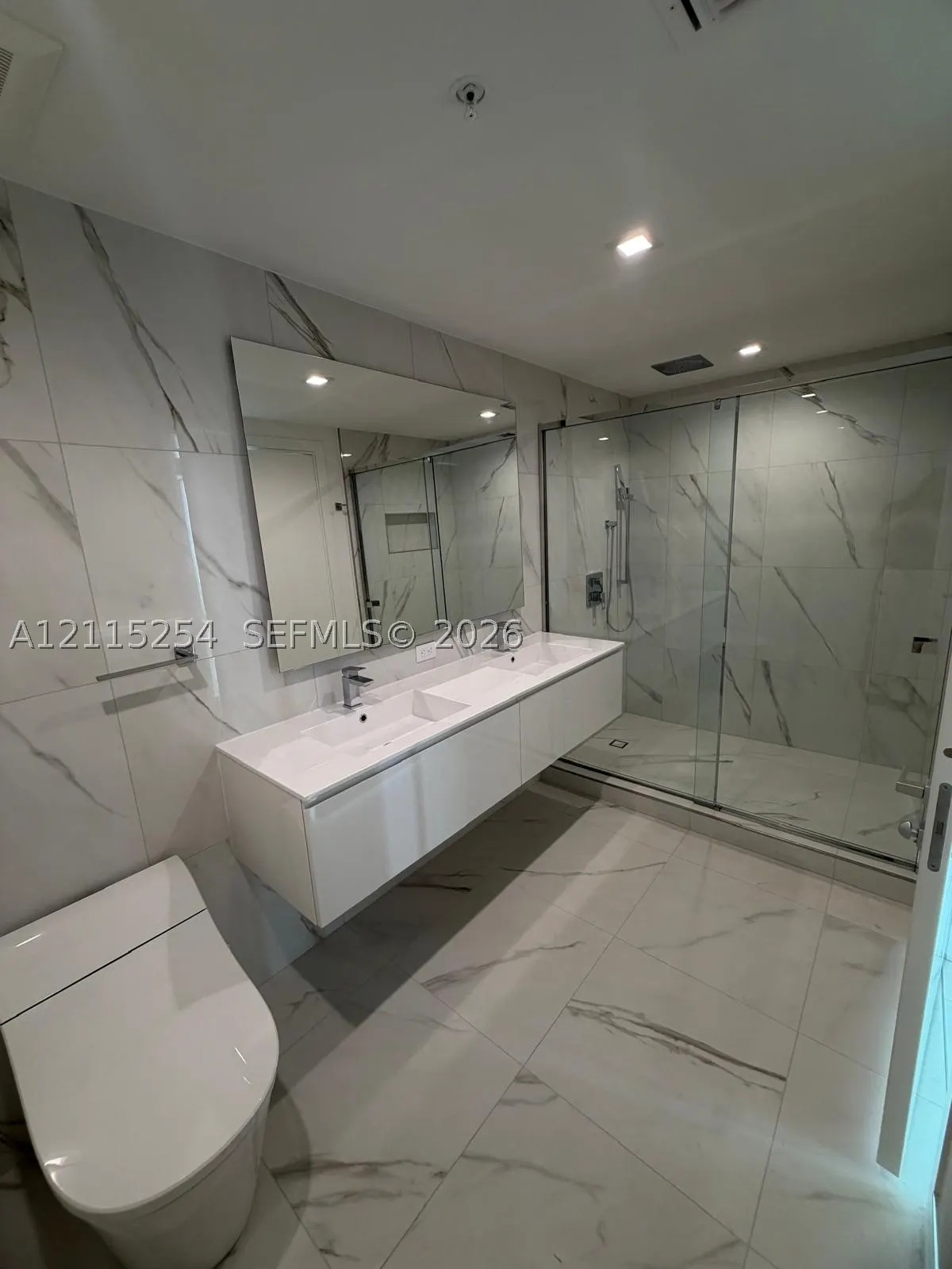 1170 E Hallandale Beach Blvd #607