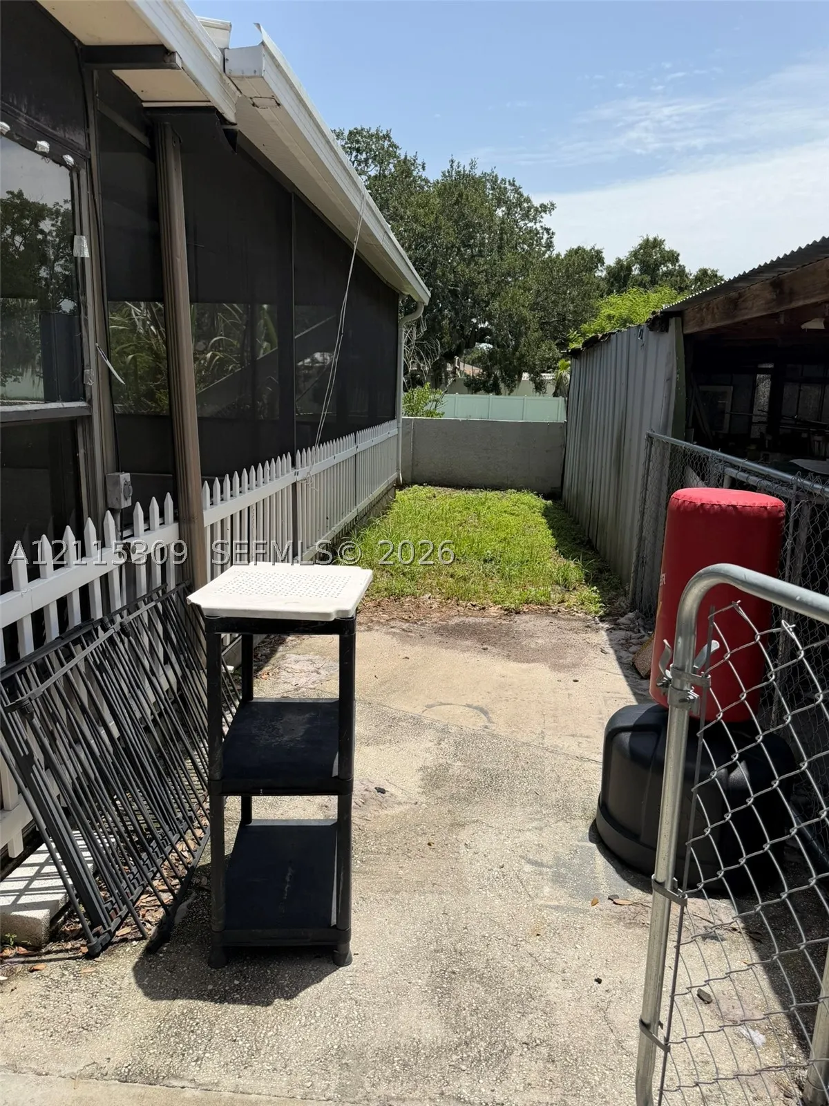 711 S Emory