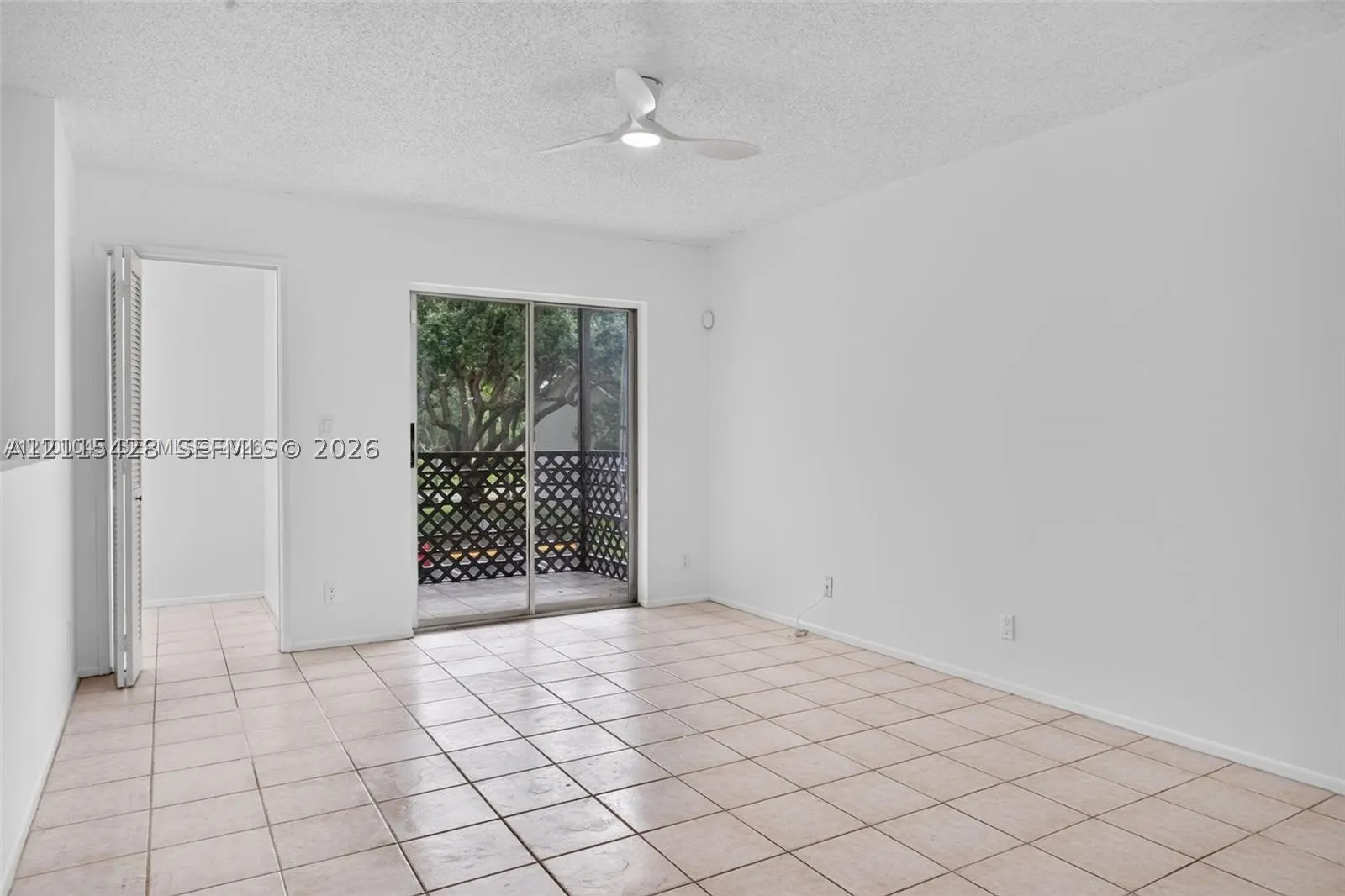 503 Gardens Dr #201