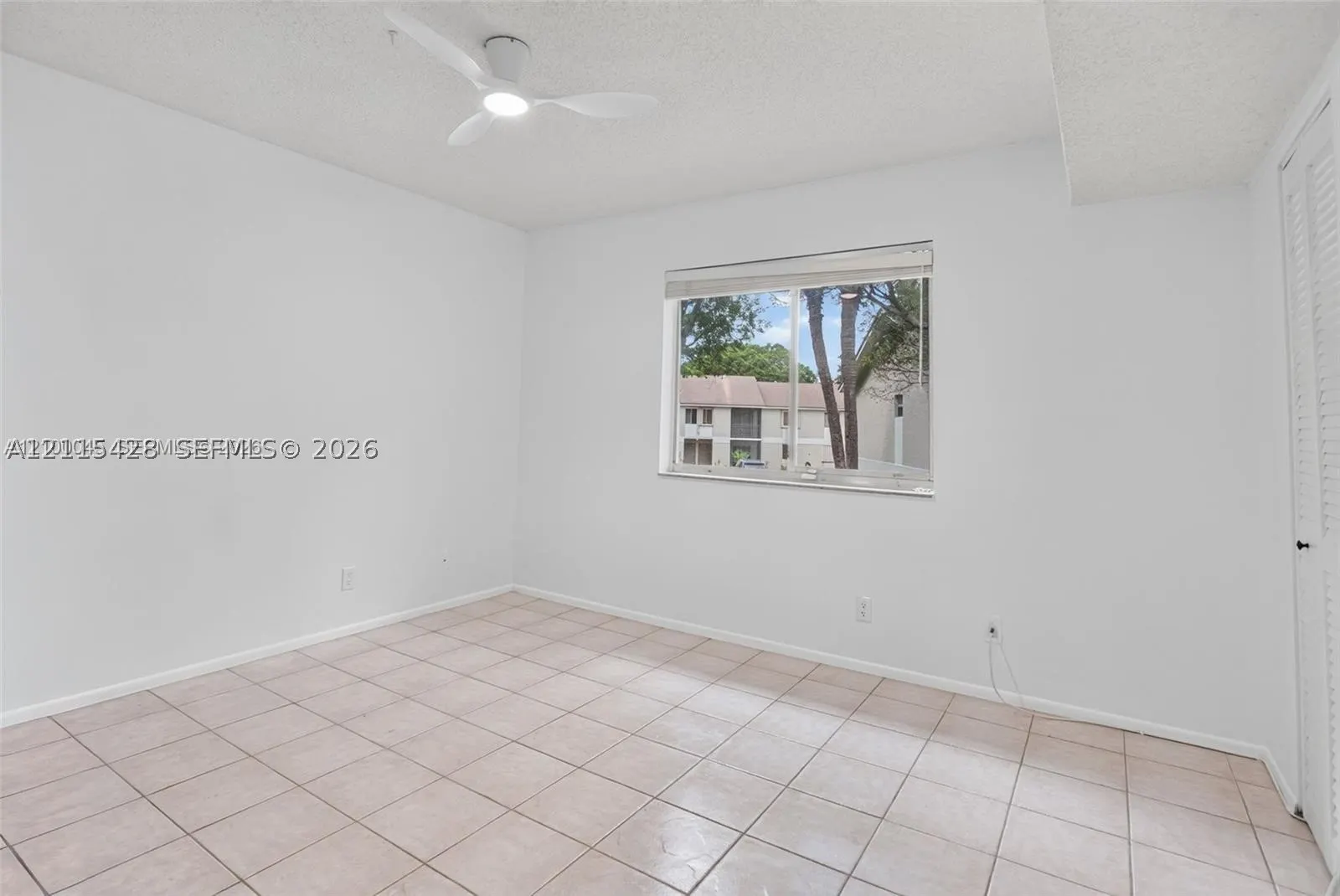 503 Gardens Dr #201