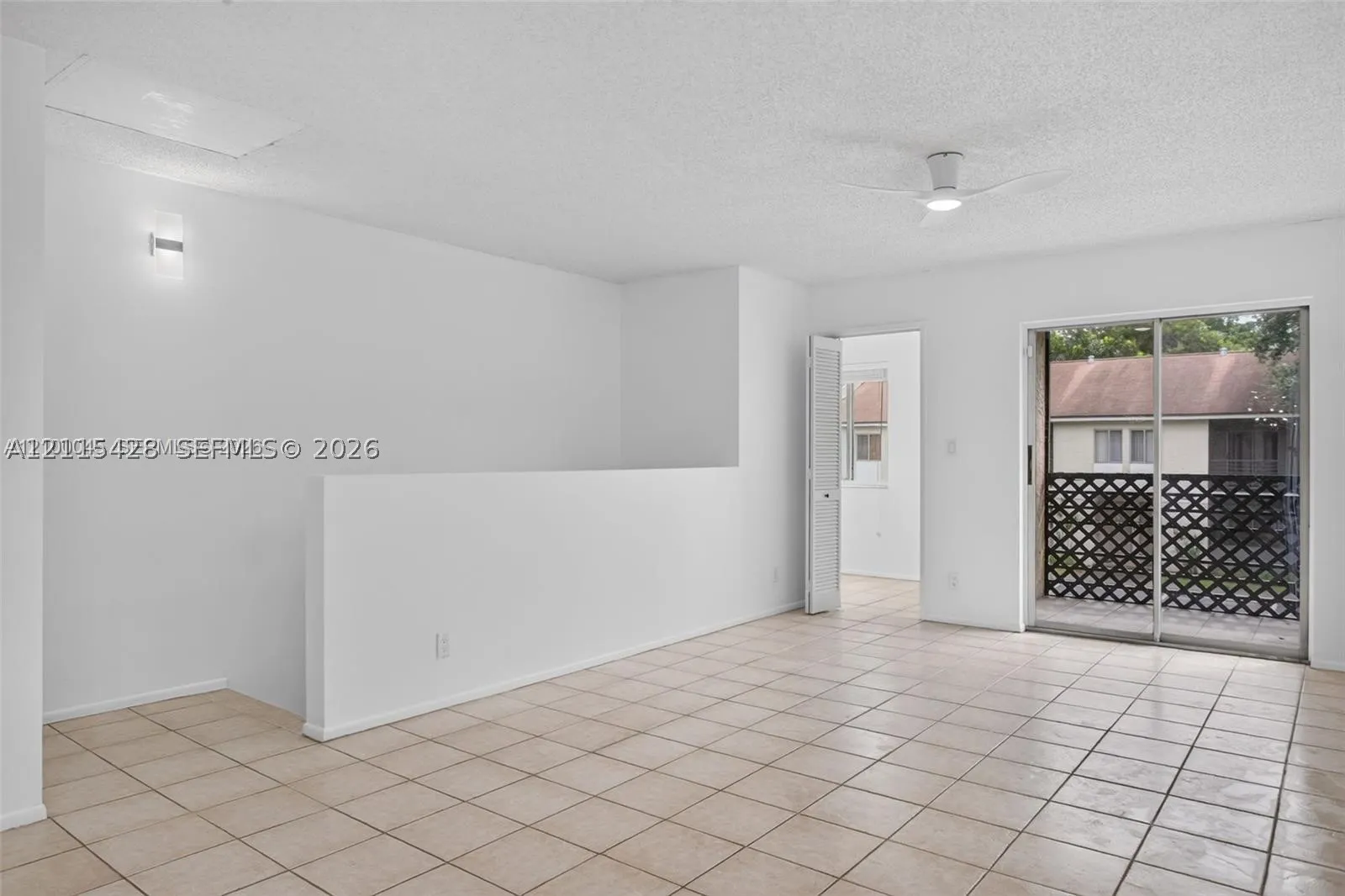503 Gardens Dr #201