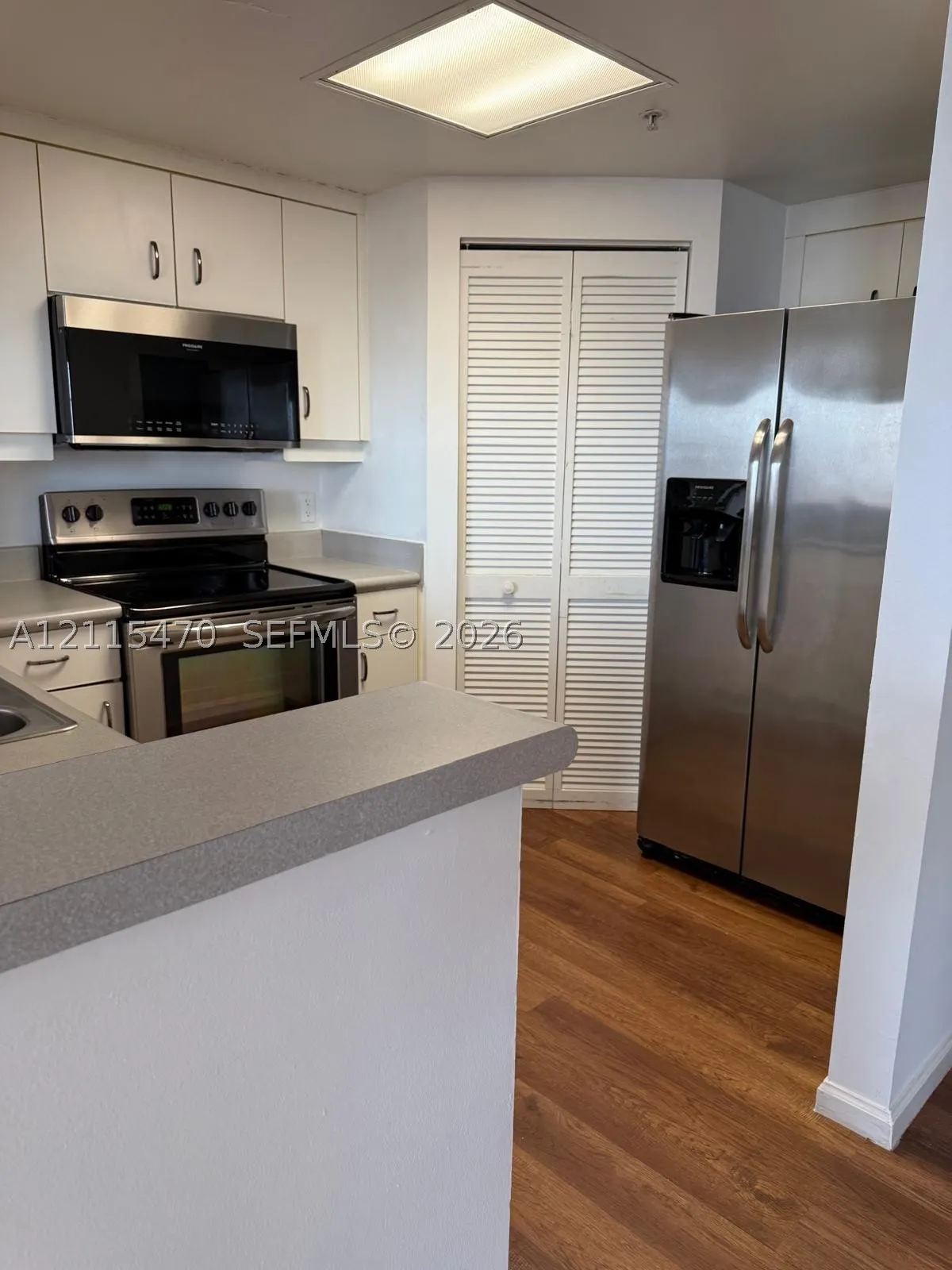 701 Brickell Key Blvd #1701