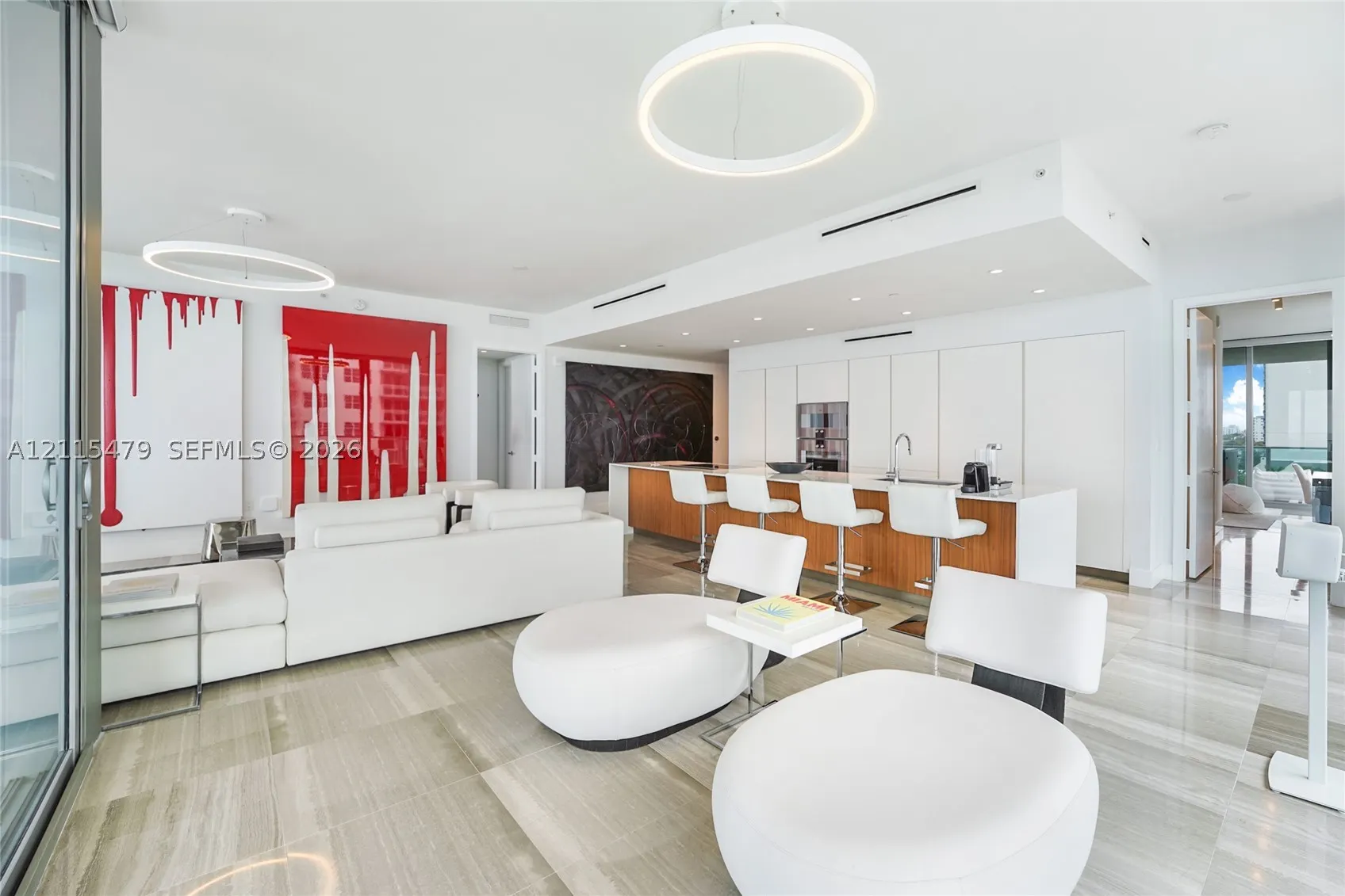 6901 Collins Ave #501