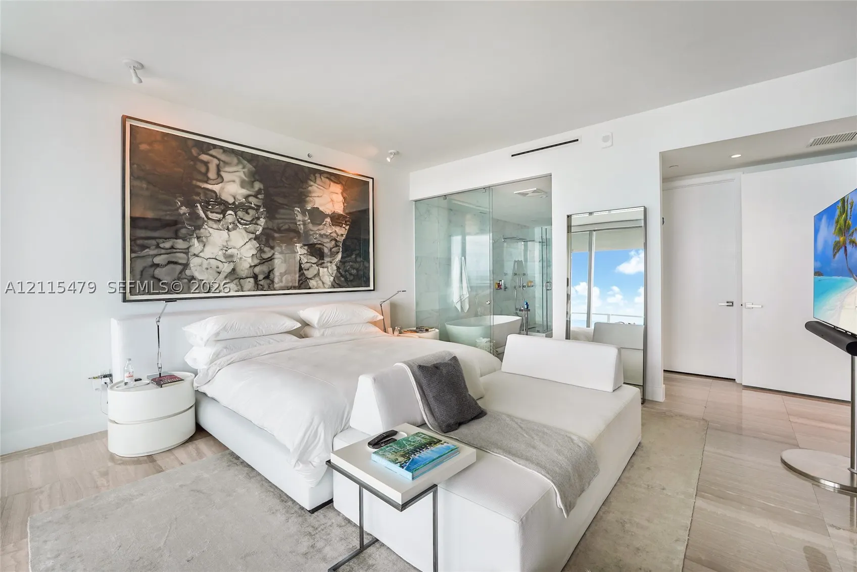 6901 Collins Ave #501