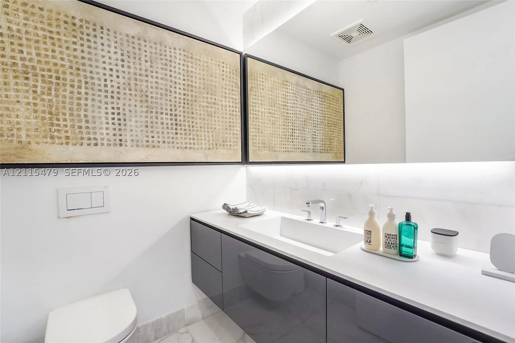 6901 Collins Ave #501