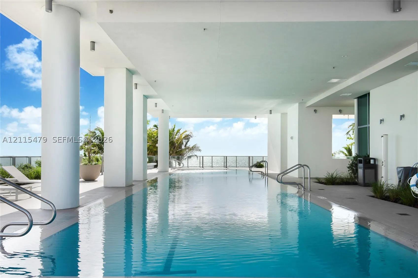 6901 Collins Ave #501