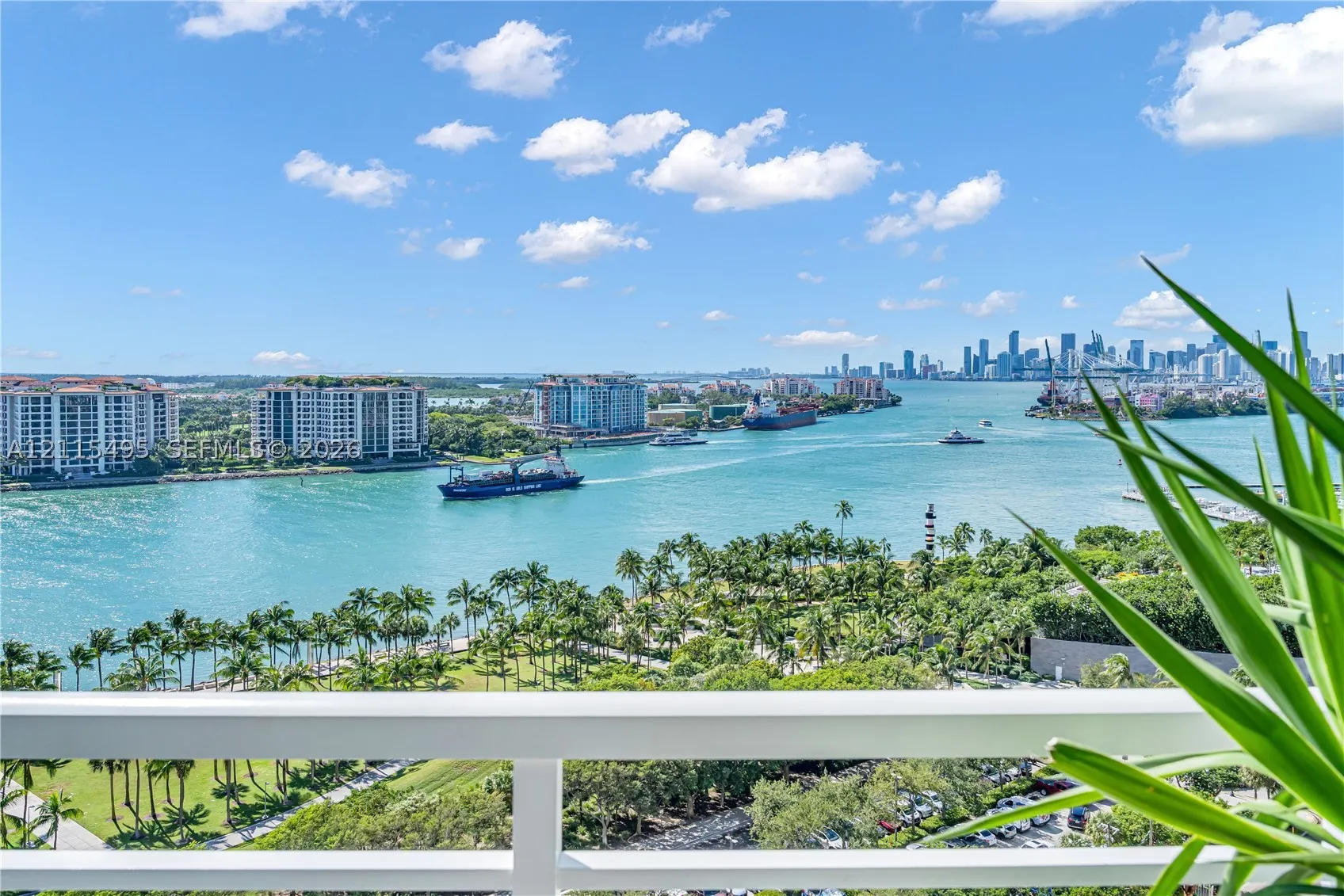 400 S Pointe Dr #1807