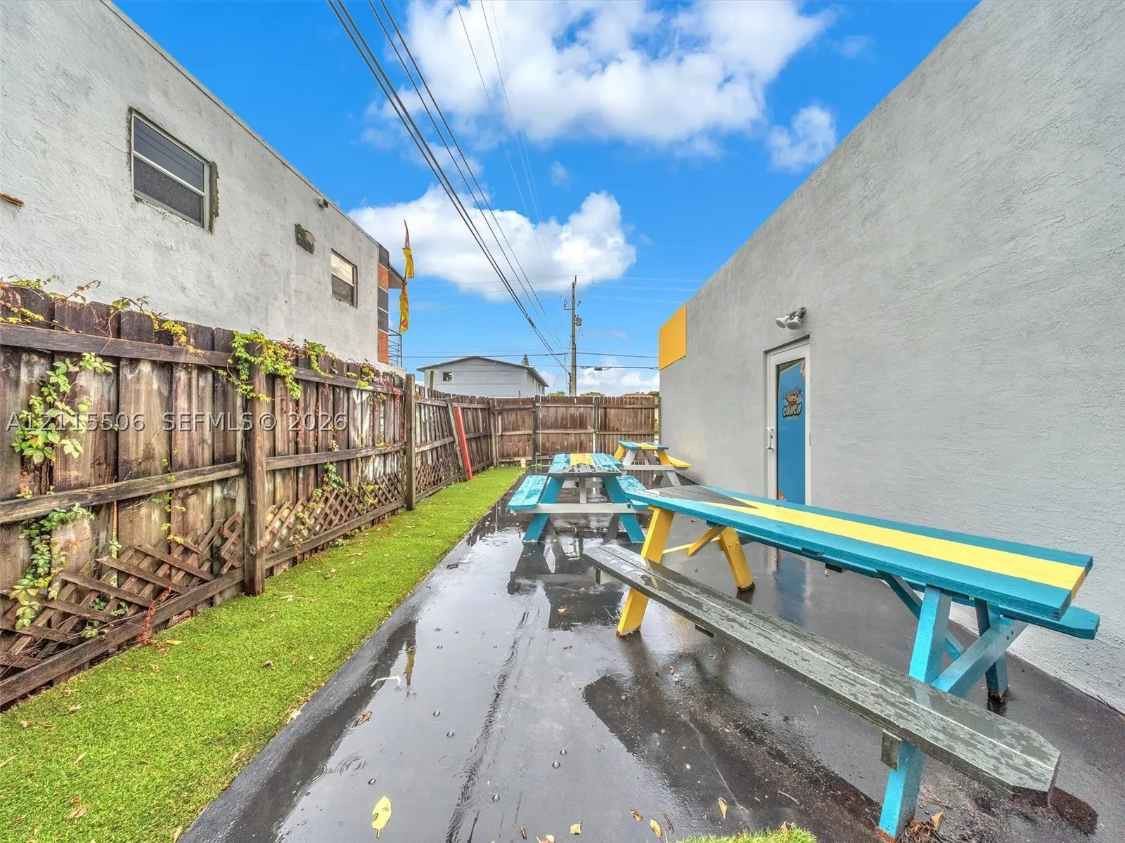 361 NW 27th Ave