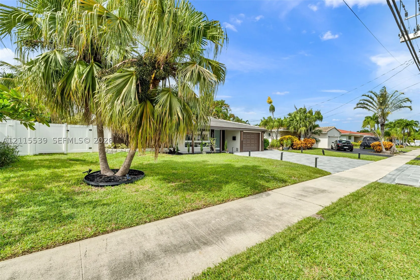 381 SE 6th Ter