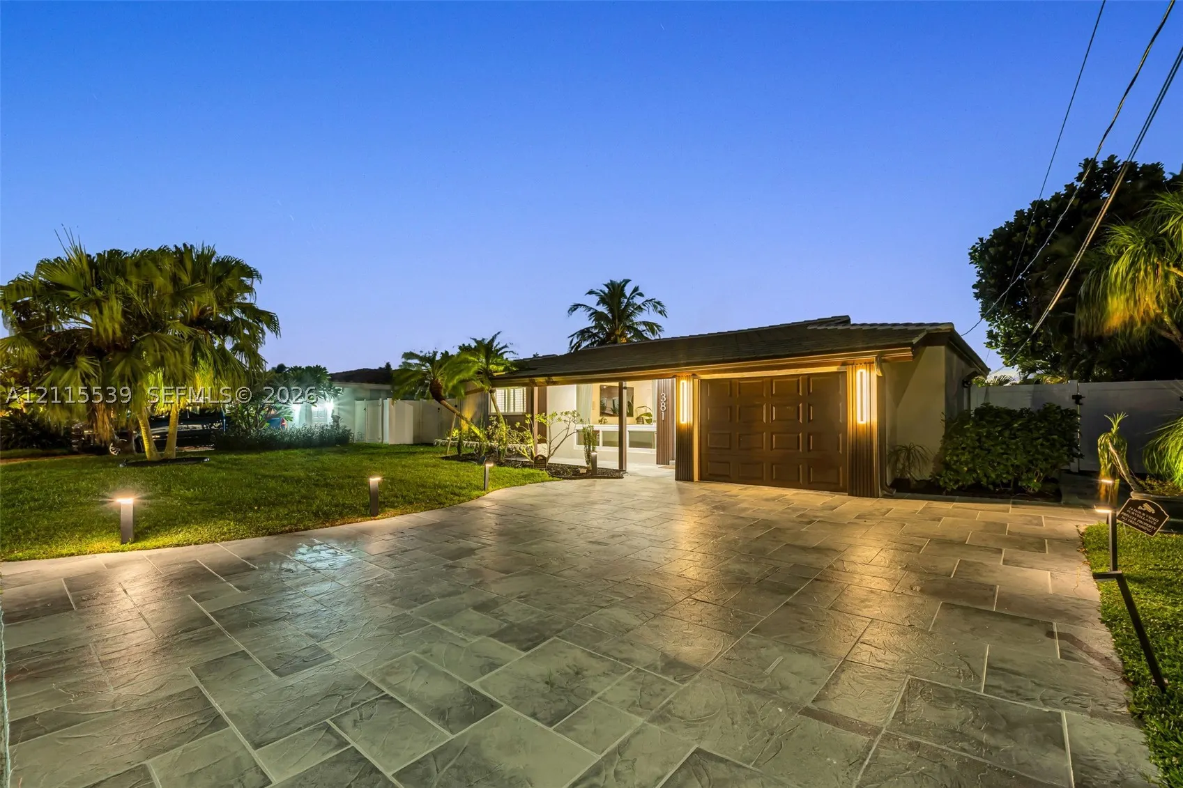 381 SE 6th Ter