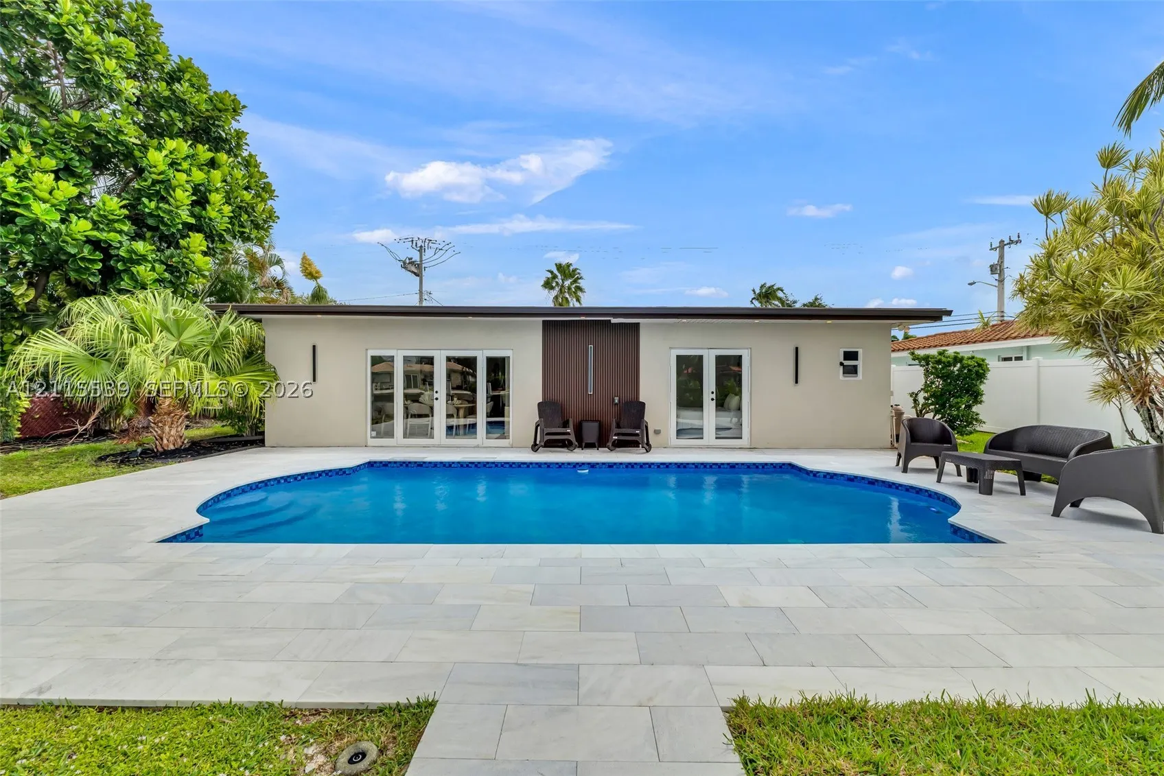 381 SE 6th Ter
