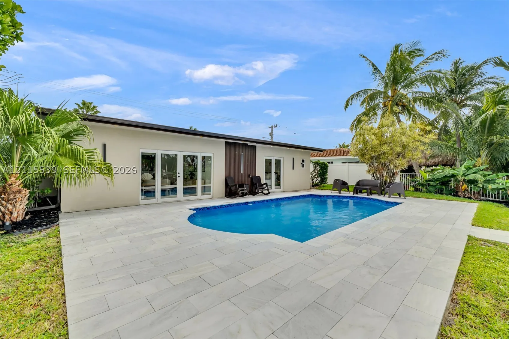 381 SE 6th Ter