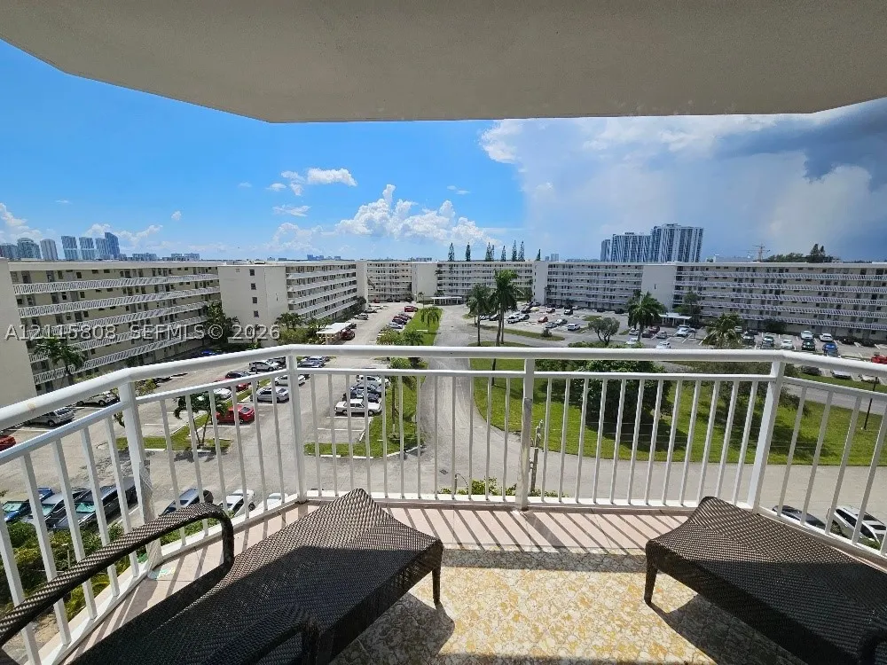 18031 Biscayne Blvd #603
