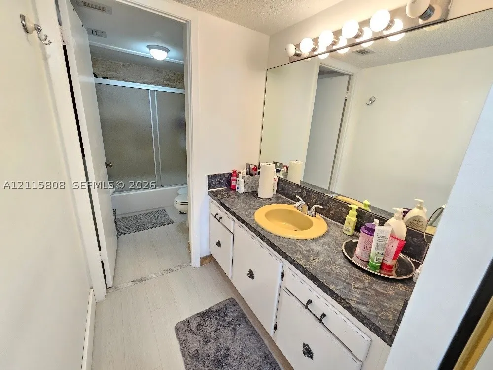 18031 Biscayne Blvd #603