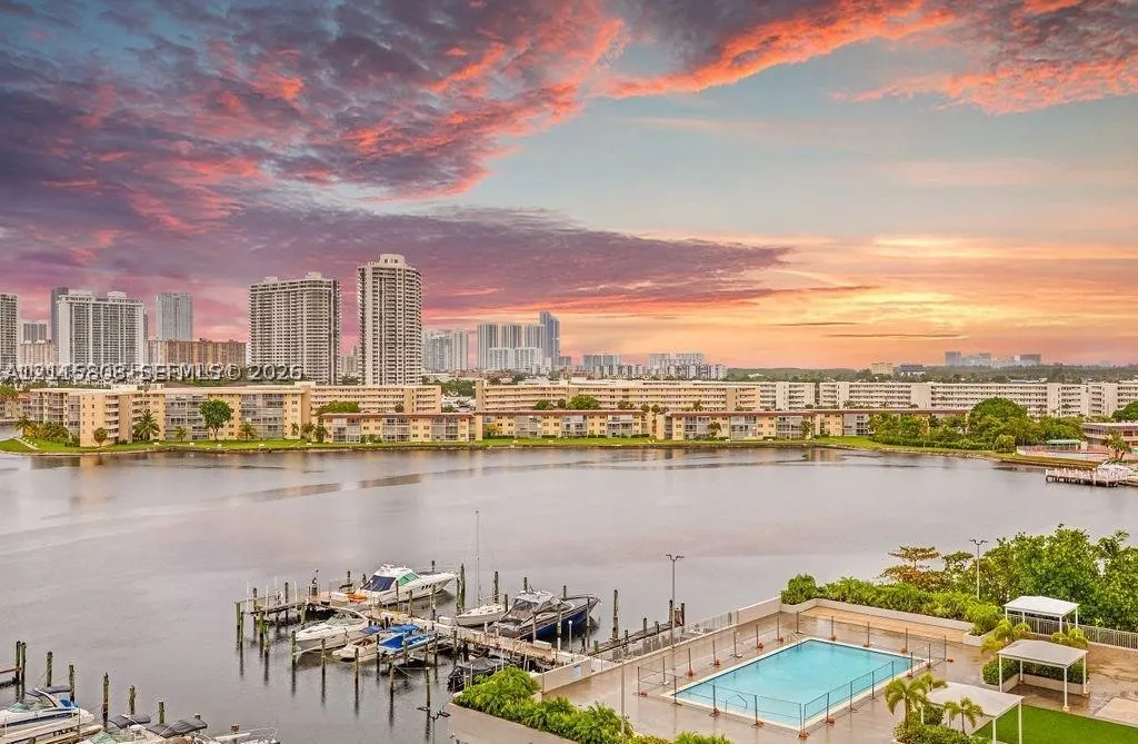18031 Biscayne Blvd #603