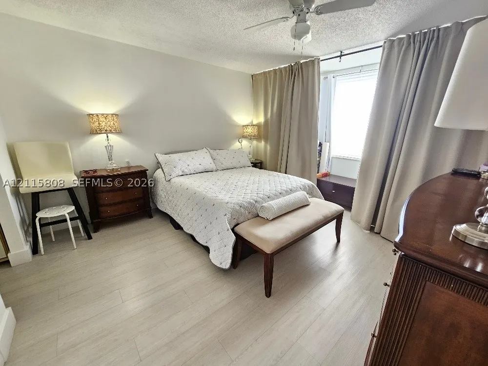 18031 Biscayne Blvd #603