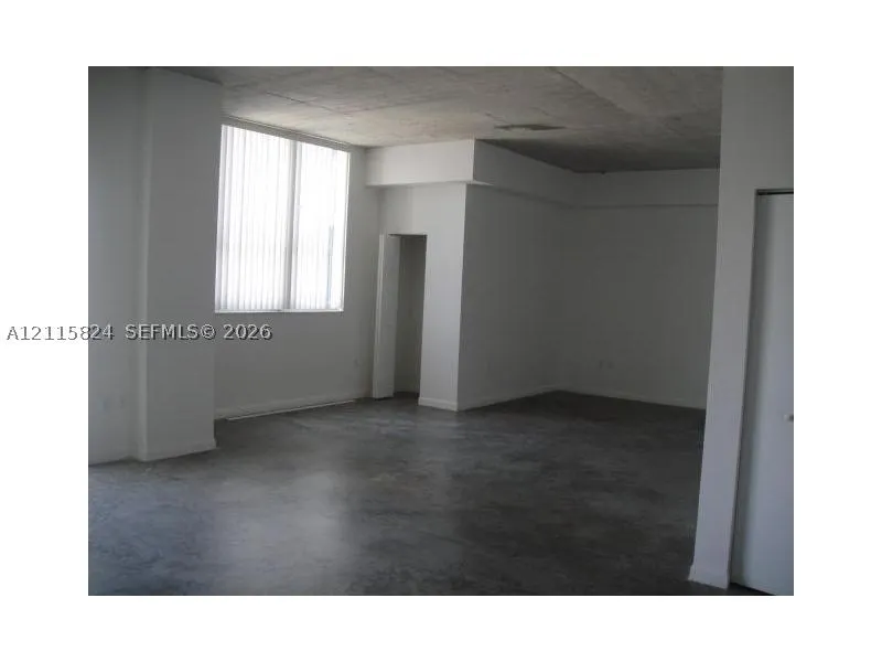 133 2 AV #2908