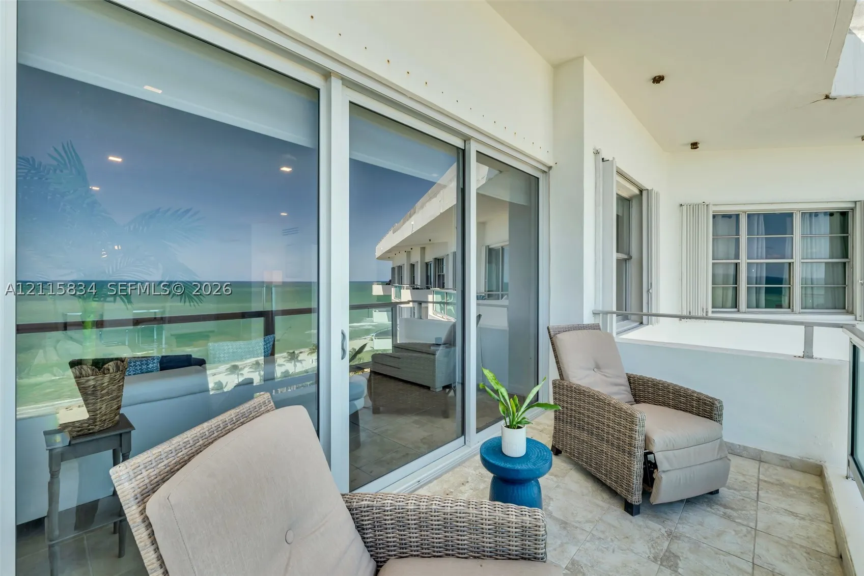 5161 Collins Ave #1717