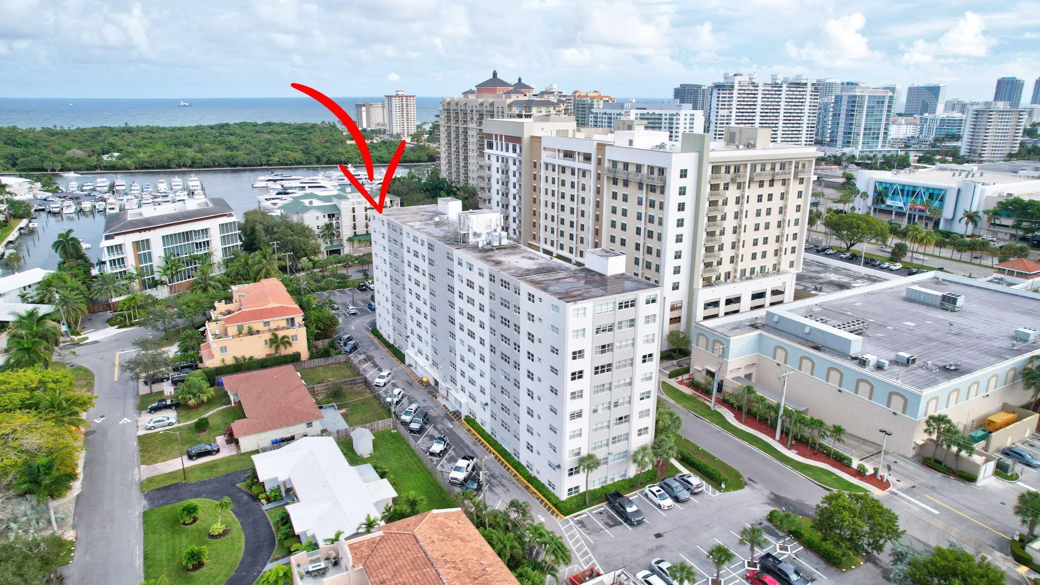 2555 NE 11th Street #609