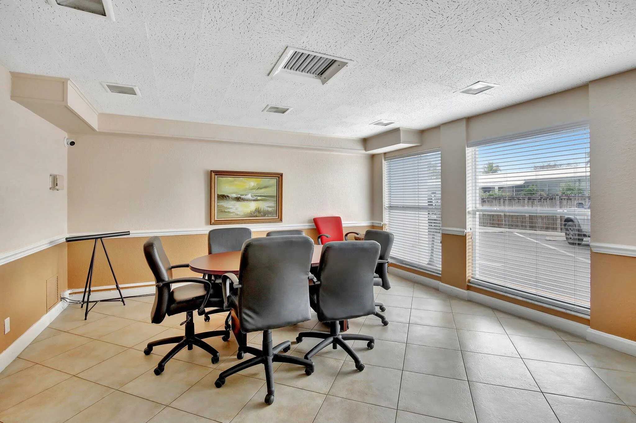 2555 NE 11th Street #609