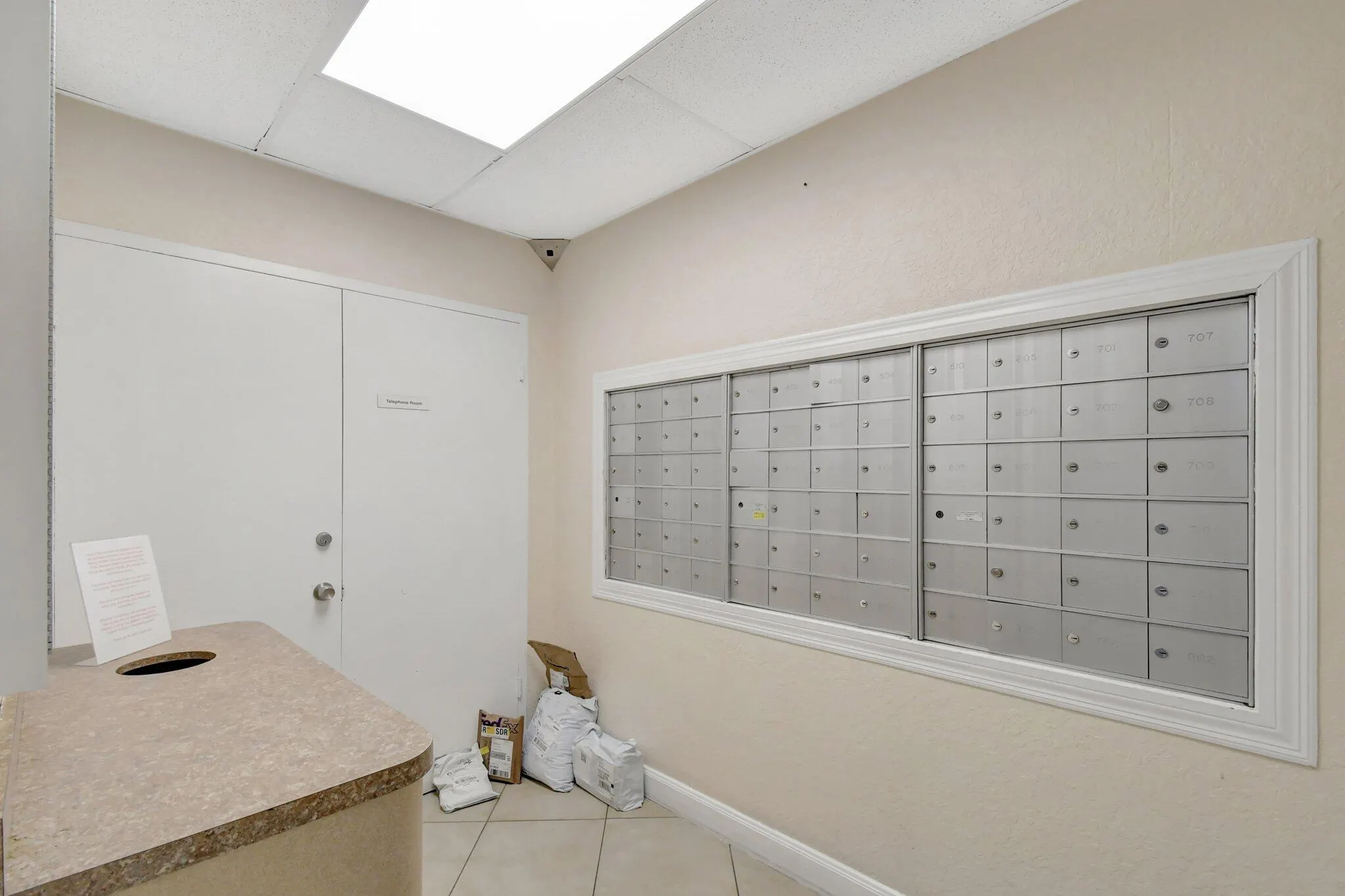 2555 NE 11th Street #609