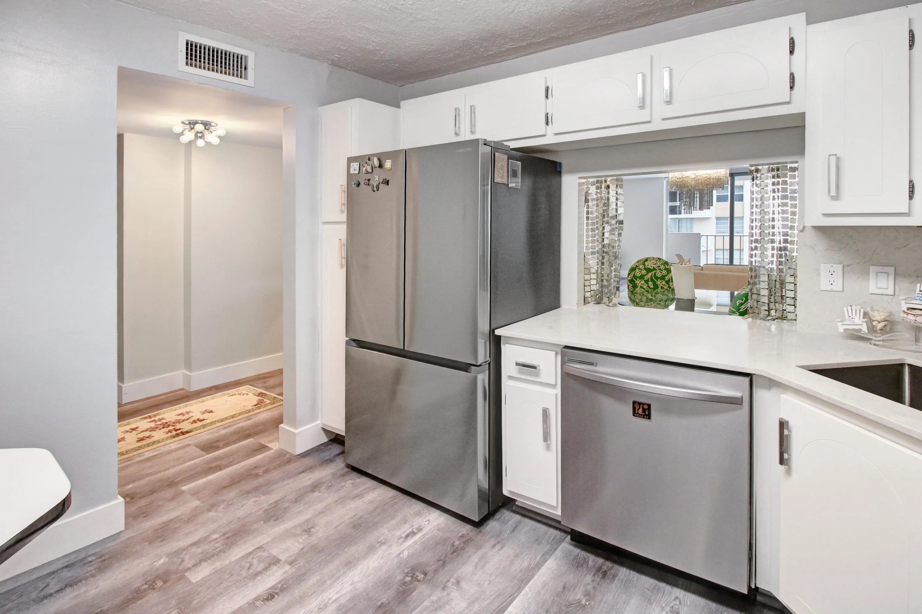 1865 S Ocean Drive #6c